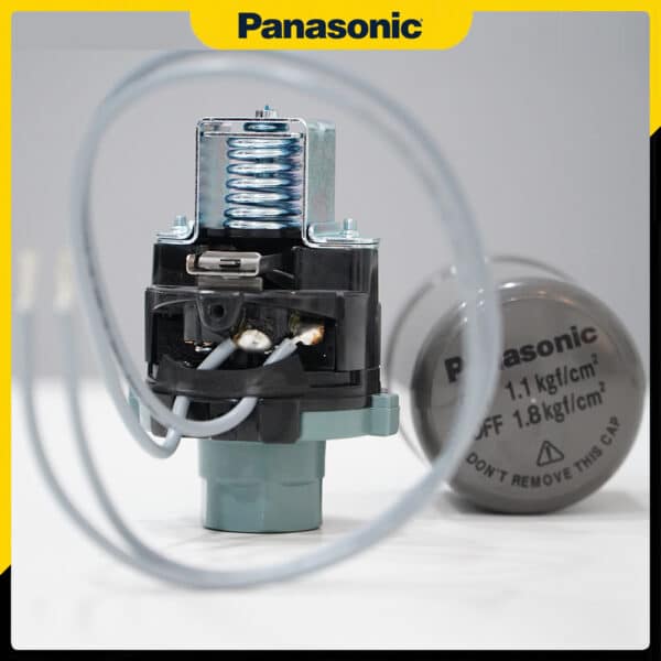Bên trong của rơ le bơm tăng áp Panasonic