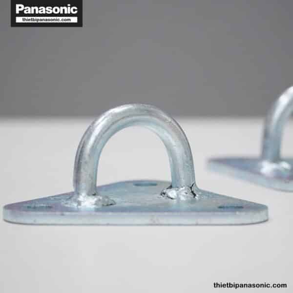 Móc treo quạt trần Panasonic đã được xi 1 lớp giúp chống gỉ sét hiệu quả