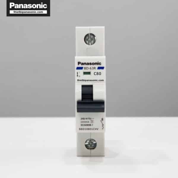 MCB 1P 80A 10kA Panasonic ở trạng thái tắt (dấu hiệu nhận biết màu xanh)