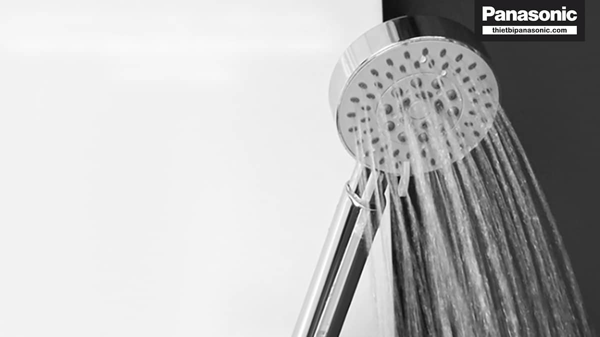 Bát sen tắm tăng áp giúp điều chỉnh áp xuất nước đầu ra