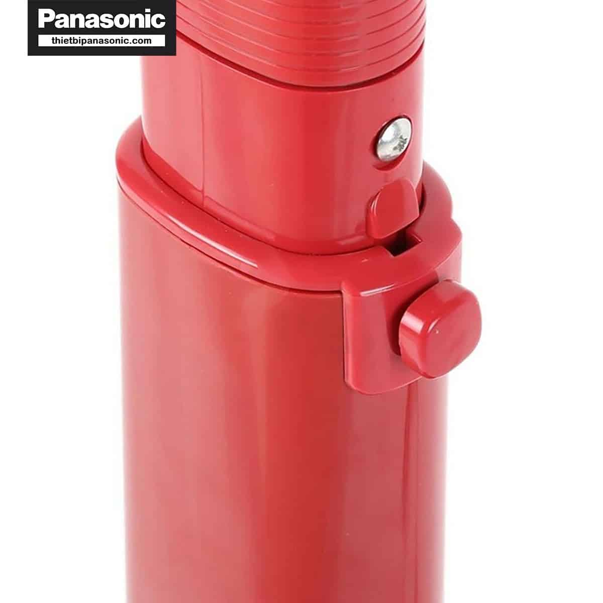 Quạt đứng Panasonic F-409KMR có thể điều chỉnh được độ cao một cách dễ dàng