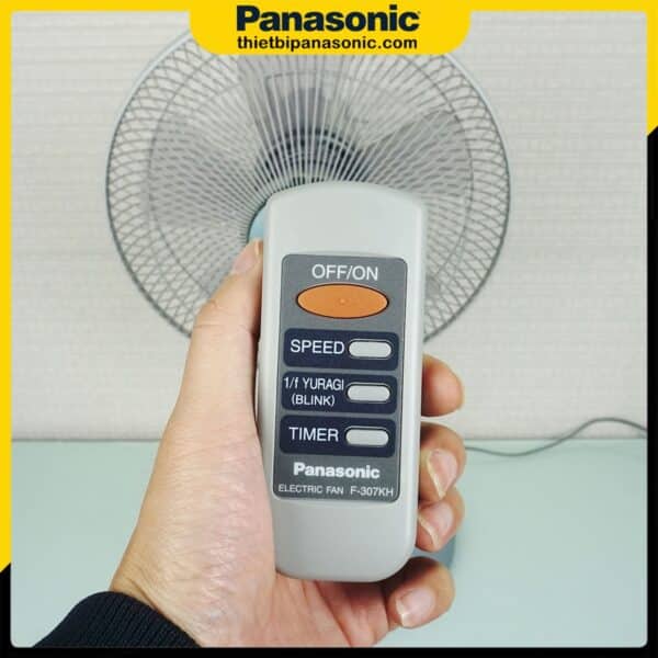 Hình ảnh thực tế của Quạt đứng Panasonic F-307KHS màu bạc